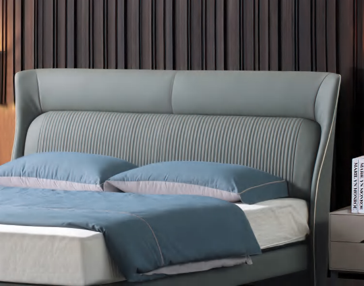 Deluxe Wingback Bed with Premium Upholstery, DFUP 4077 02