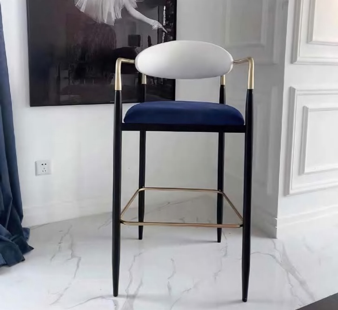 Chic Luxury Bar Chair, DFUP 1125 03