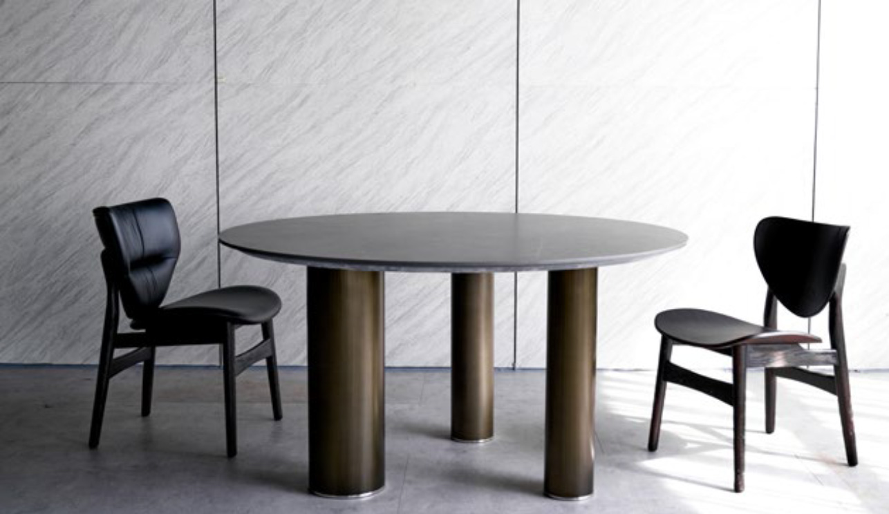 The Karene Round Dining Table, T1904 03