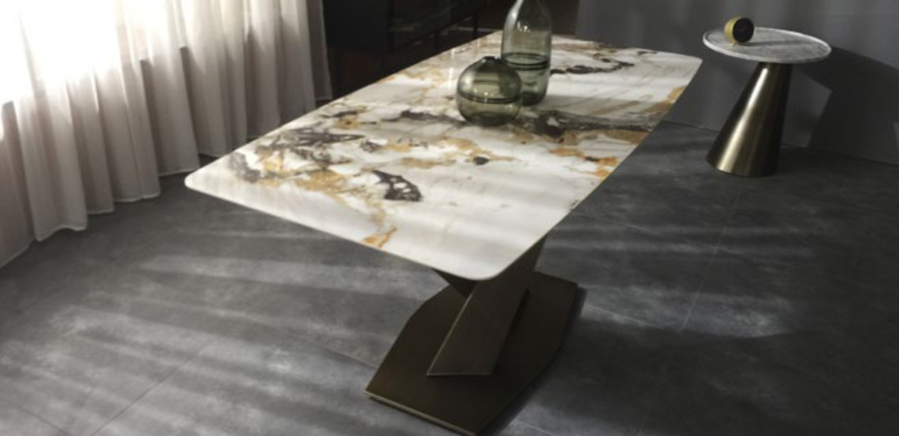 The Dancing Dining Table, T1905 03