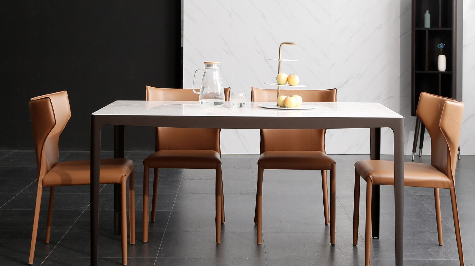 The Modern Dining Table, T2001 02
