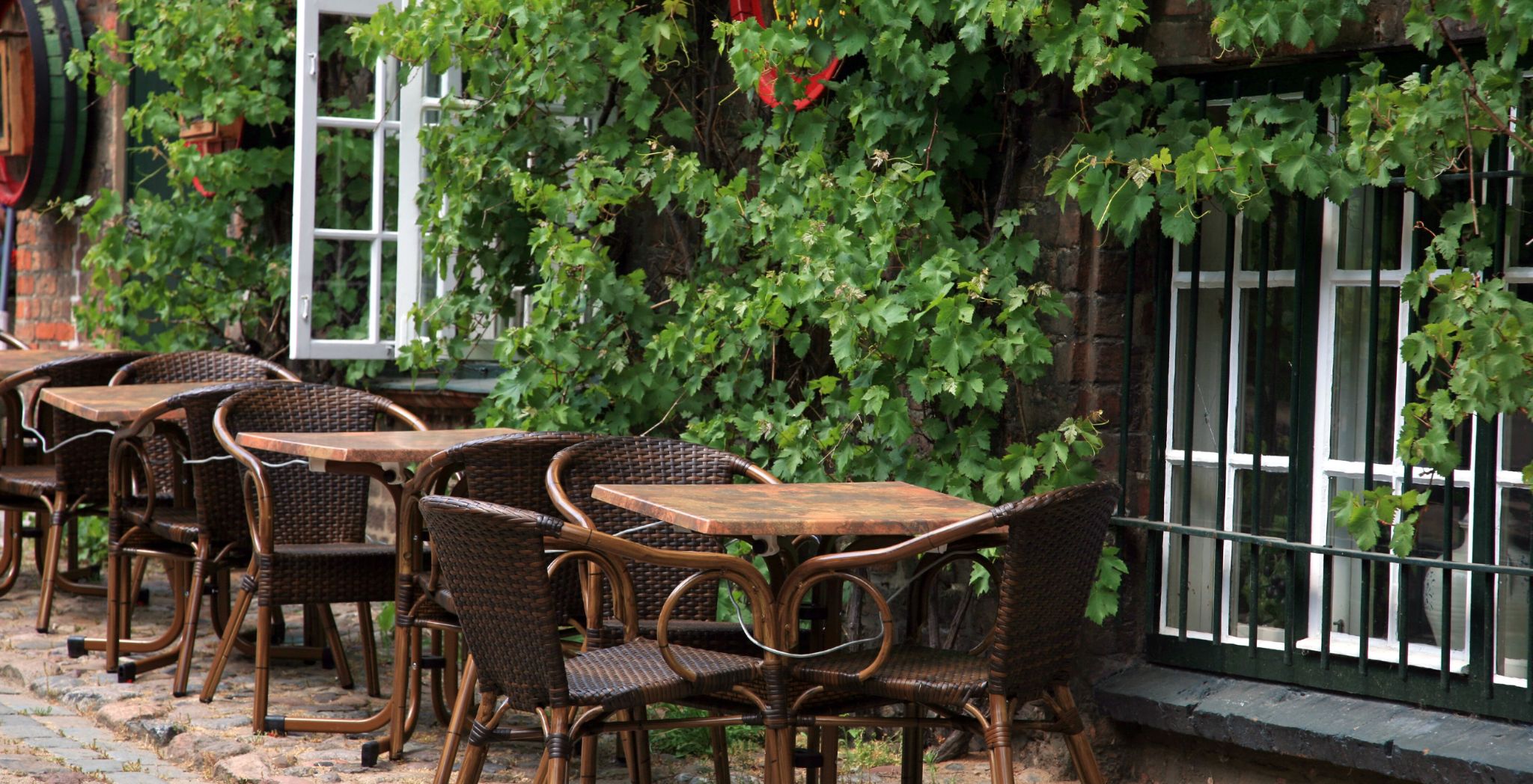 Outdoor cafe furniture, Patio furniture for cafes, Cafe seating for outdoors, Outdoor dining furniture
